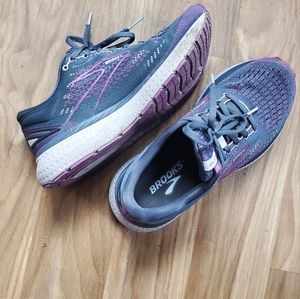 Purple Brooks Glycerin 19